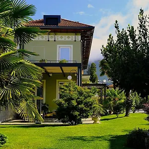  Bed & Breakfast Residenza Laurum Italy